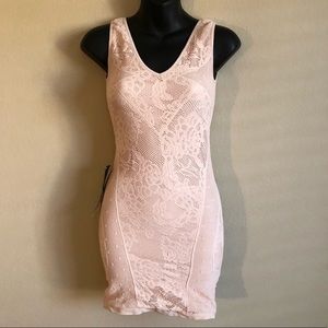 💞Bebe Lace Bodycon Dress💝